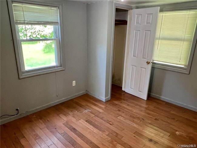 Building Photo - 22 Kelly Hill Rd