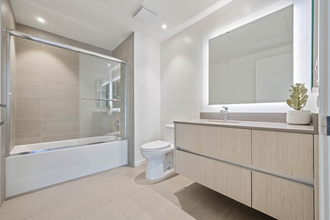 Building Photo - 5851 W 88th St