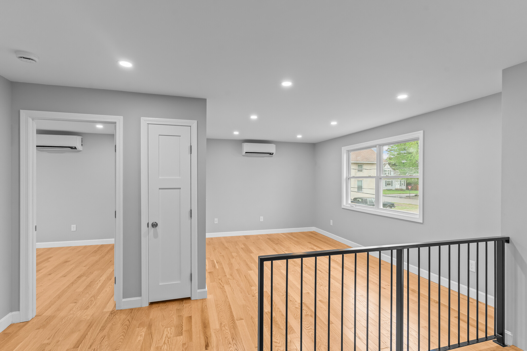 Building Photo - 22 Quimby St