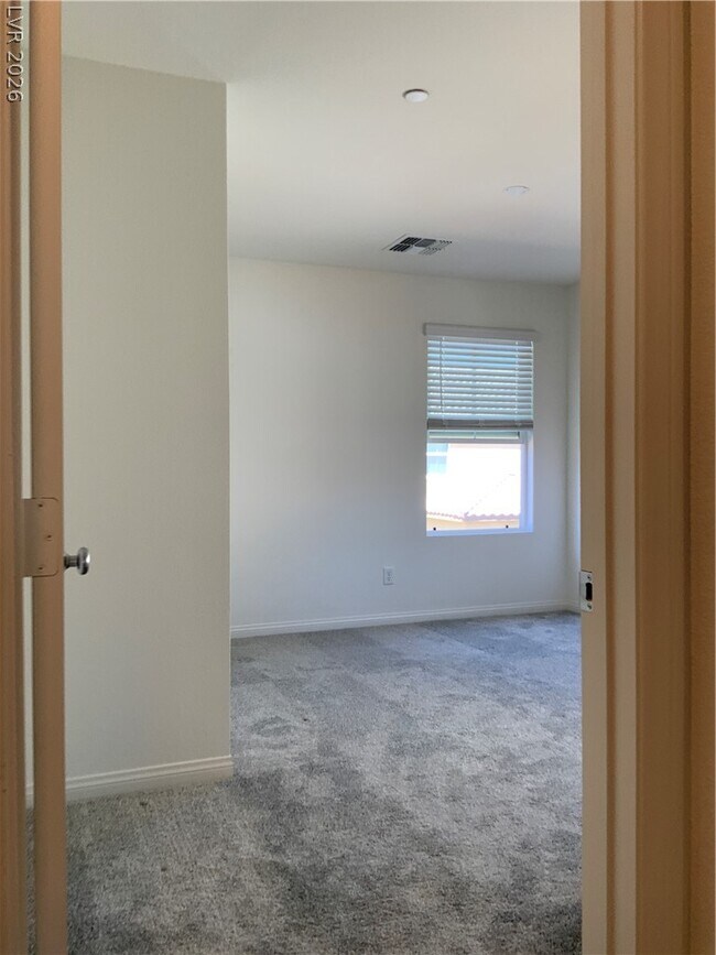 Building Photo - 3240 Avernus Ave