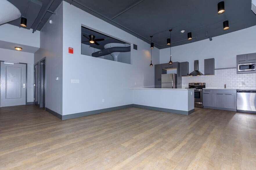 Building Photo - AP Lofts