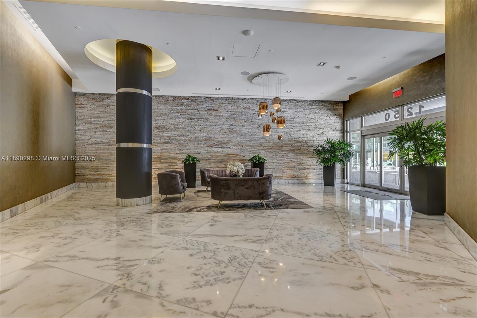 Building Photo - 1250 S Miami Ave