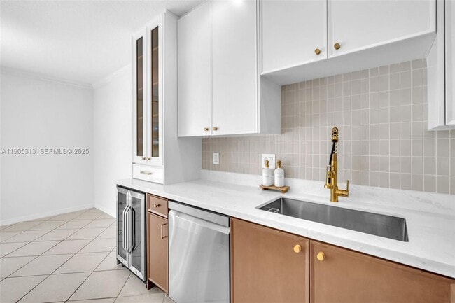 Building Photo - 2867 SW 125th Ave