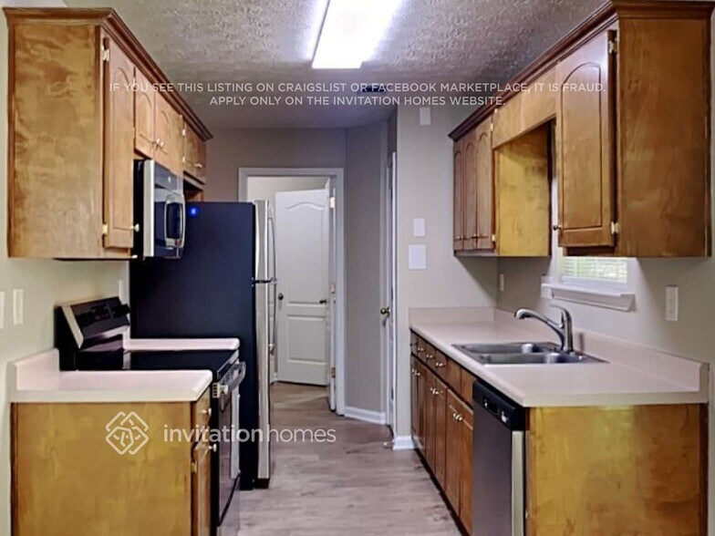 Building Photo - 8307 N Sterling Lakes Dr