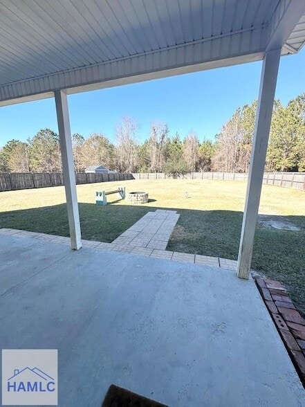 Building Photo - 60 Creekside Dr N West