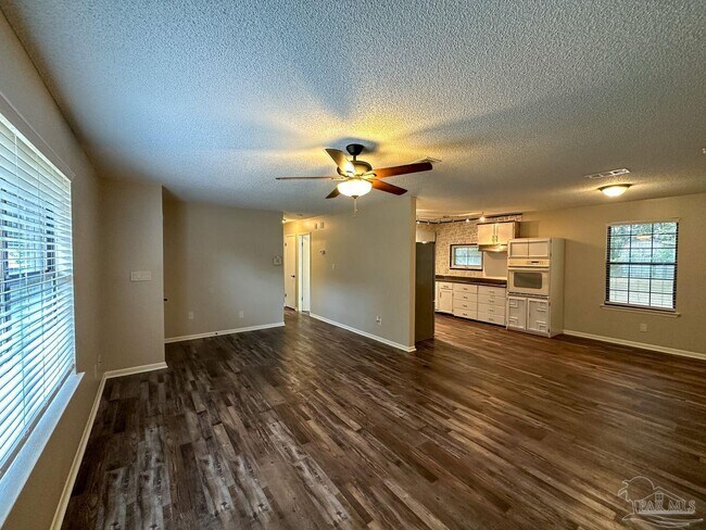 Building Photo - 4406 Nora Ave