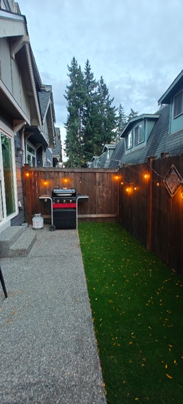 Building Photo - 20736 76th Ave W