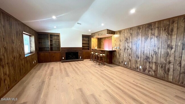 Building Photo - 5020 W Ave K 10
