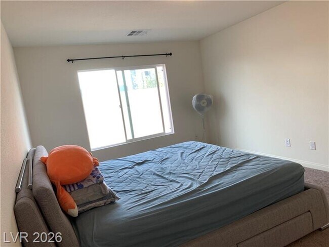 Building Photo - Nearly New! Stunning 5-Bedroom Home with Modern Features