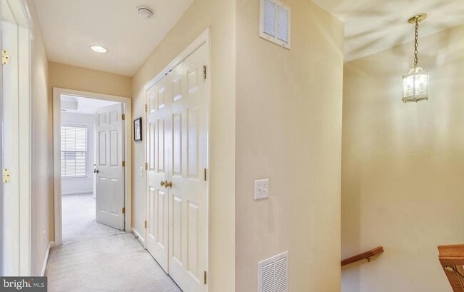 Building Photo - 5011 Cool Fountain Ln