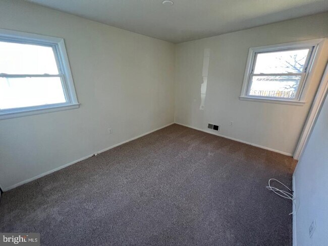 Building Photo - 13303 Holdridge Rd