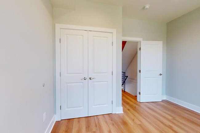 Primary Photo - 511 N Paxon St