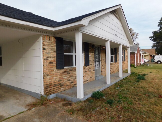 Building Photo - 8349 Cedarbrush Dr