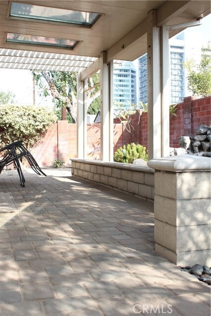 Building Photo - 2052 S June Pl