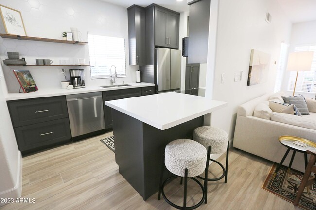 Building Photo - 11333 N 92nd St