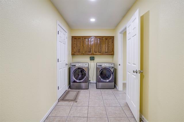 Building Photo - 1135 Joanna Cir