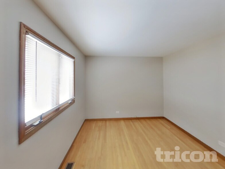 Building Photo - 285 Polo Club Dr