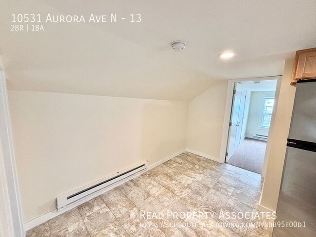Building Photo - 10531 Aurora Ave N