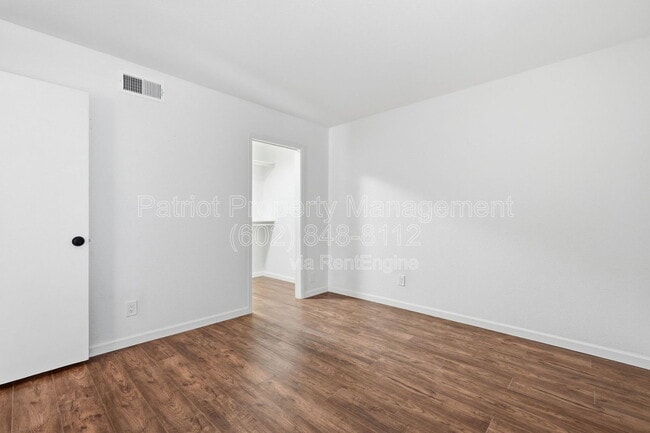 Building Photo - 231 N Robson