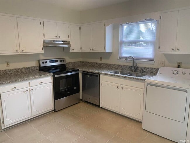 Building Photo - 1220 Manassas Court - Bev Roberts Rentals ...