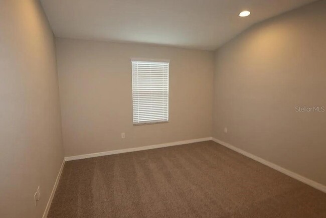 Building Photo - 29897 Southwell Ln