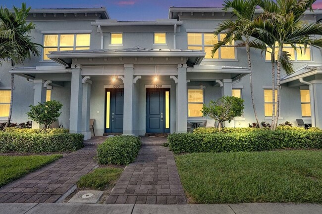 Building Photo - 1300 Eucalyptus Dr