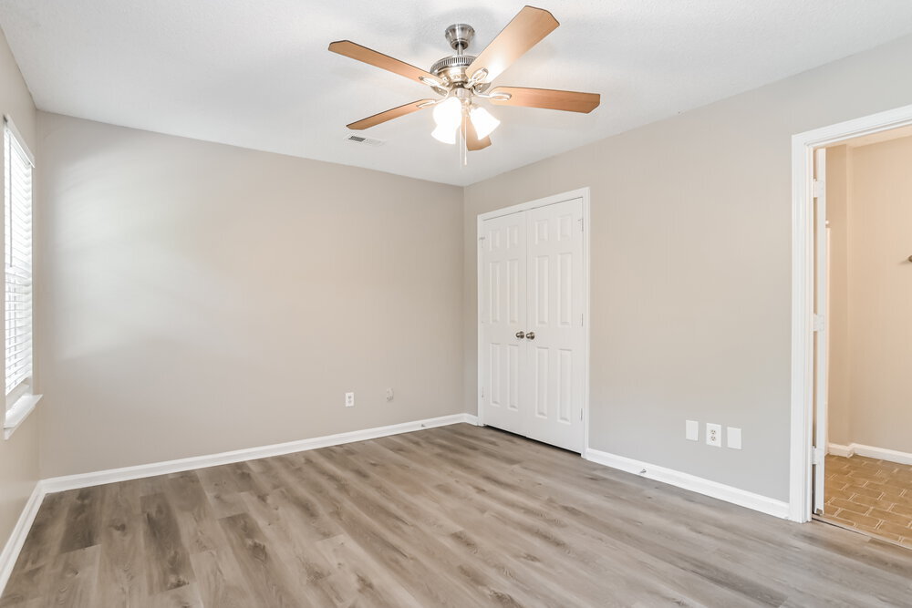 Building Photo - 941 Milkwood Ln