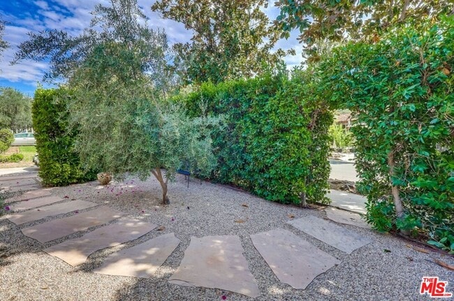 Building Photo - 1249 Ethel St