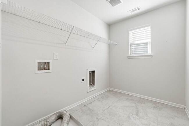 Building Photo - 2779 Morgan Spring Trail