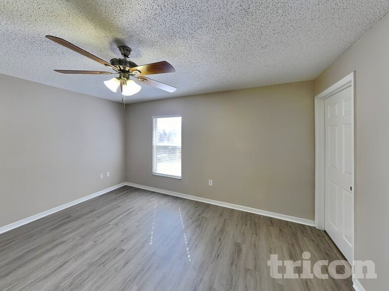 Building Photo - 938 Millenbeck Ave