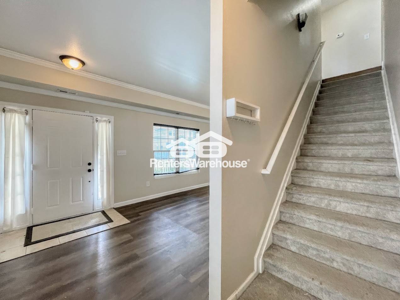 Building Photo - 1013 Mapole Ave