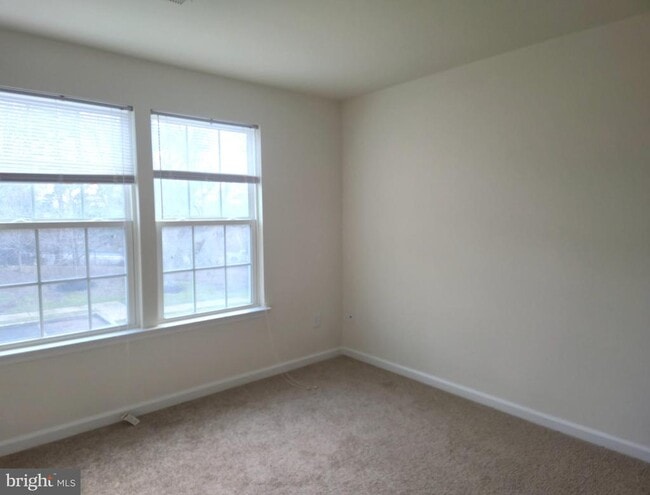 Building Photo - 1309 Madison Ln