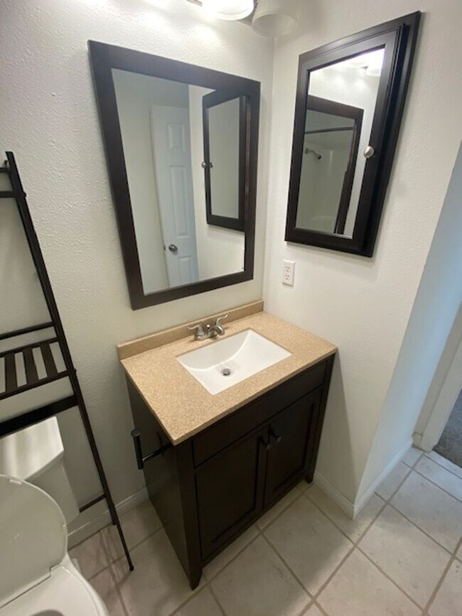 Building Photo - Super Cute 3 Bedroom Home Coming Soon!