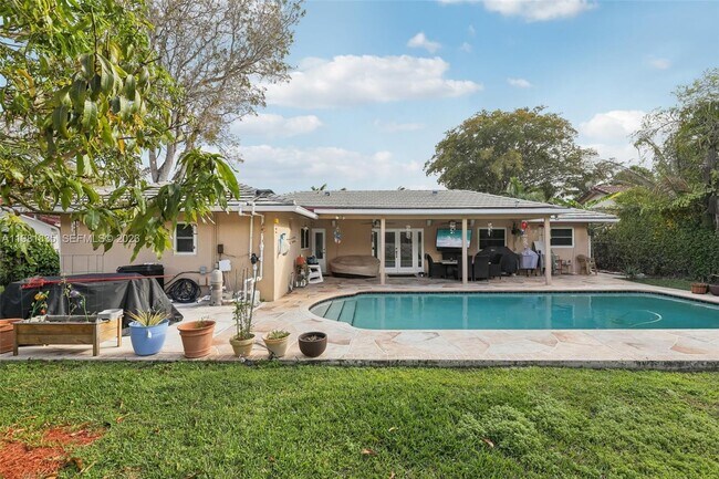 Building Photo - 11573 NW 39th Pl