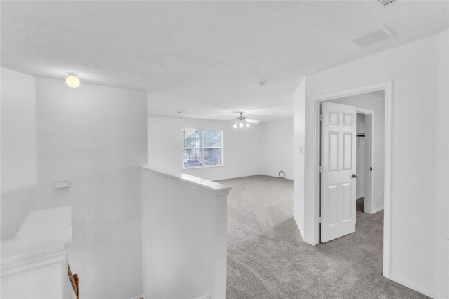 Building Photo - 18027 Oak Orchard Lane