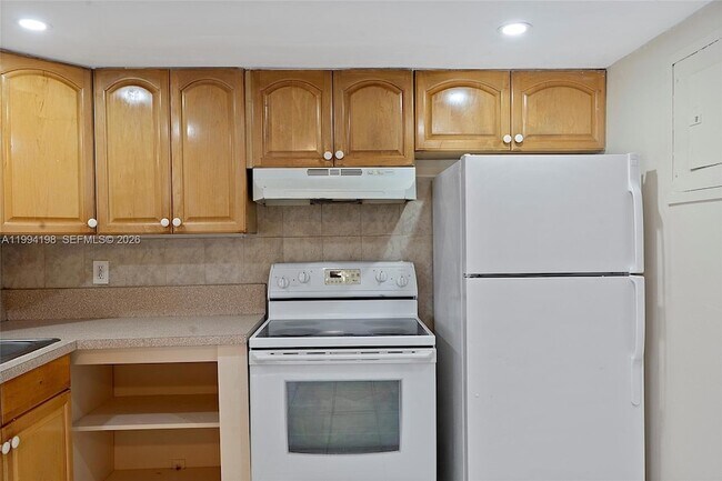 Building Photo - 5415 NW 27th St