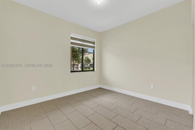 Building Photo - 8167 NW 41st St