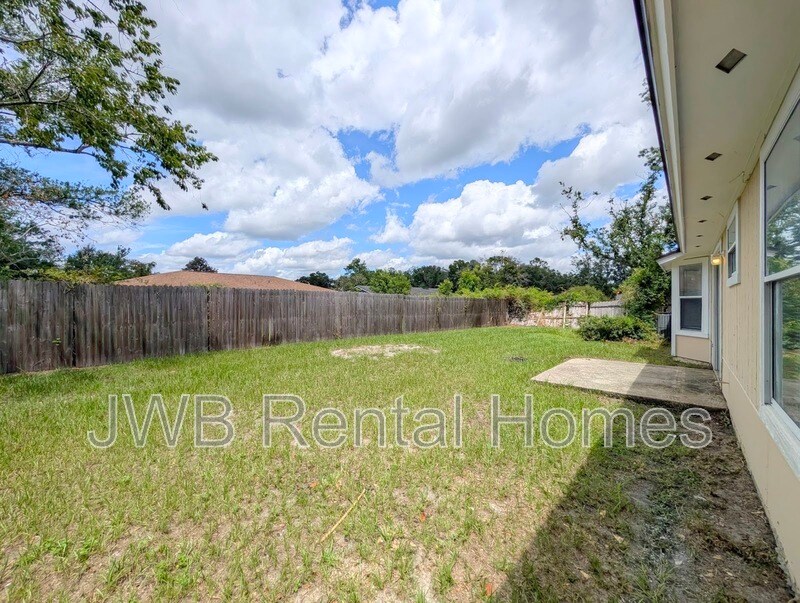 Building Photo - 2358 Scanlon Dr