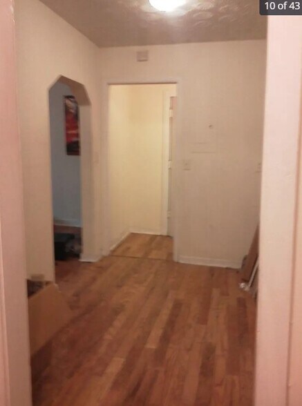 Building Photo - 341 Athens Ave