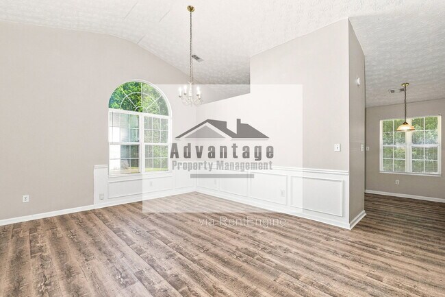 Building Photo - 10422 Tobano Trail