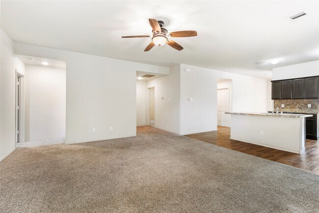 Building Photo - 24407 Pigeon Berry Dr