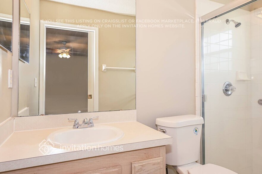 Building Photo - 13757 Sea Mist Dr