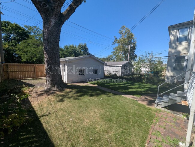 Building Photo - 5707 Dewey Ave