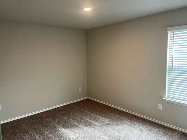 Building Photo - 262 Jaycen Ln