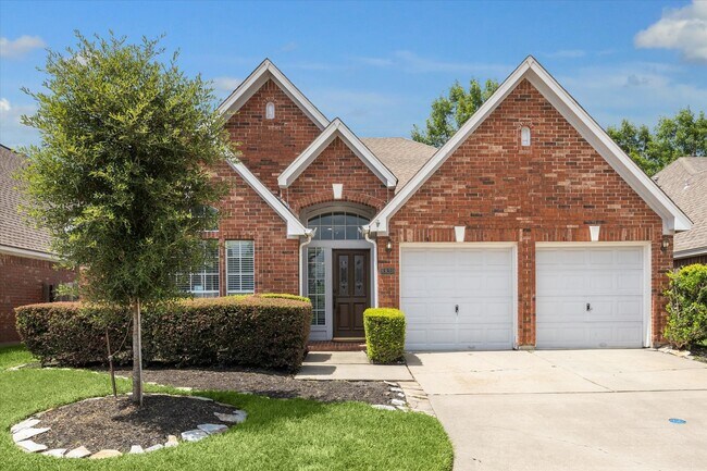 Building Photo - 8830 Fairbloom Ln