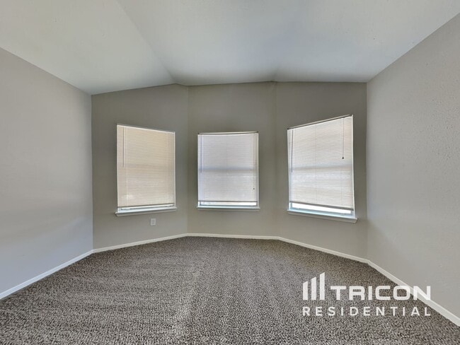 Building Photo - 13311 Danshire Dr