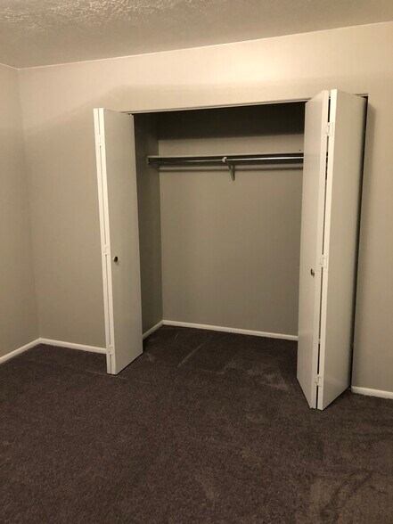 Building Photo - 1150 W 360 N