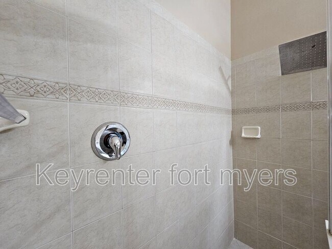 Building Photo - 6010 Jonathans Bay Cir