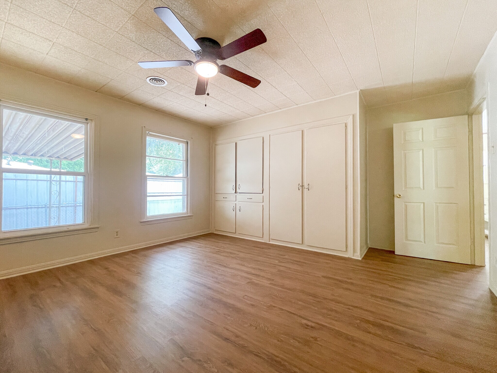 Building Photo - 4500 Anlo Ave