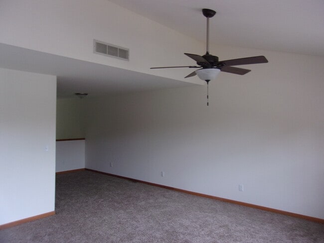 Building Photo - 1252 Lake Charles Ave